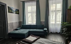 D3 Basilica Luxury Spacious Free Parking For 1 Car