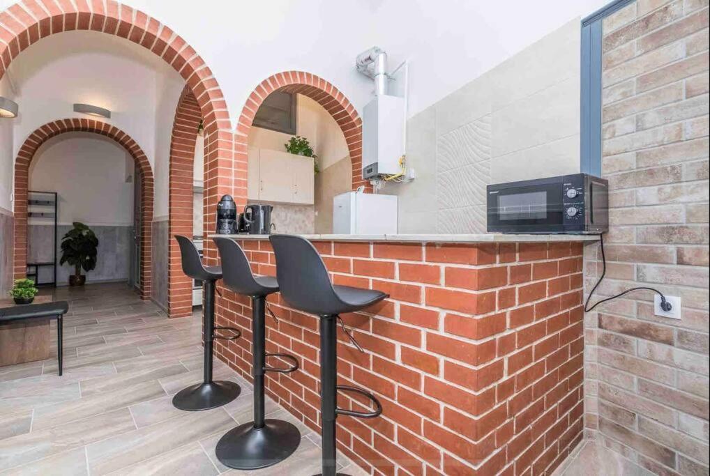D3 Basilica Luxury Spacious Free Parking For 1 Car Boedapest Buitenkant foto