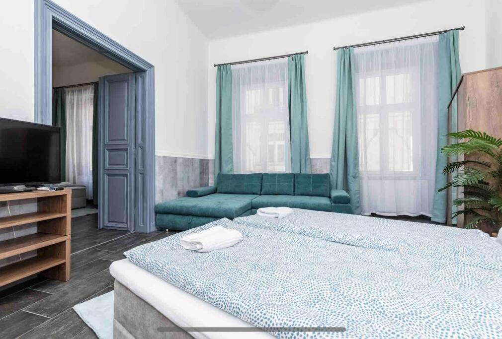D3 Basilica Luxury Spacious Free Parking For 1 Car Boedapest Buitenkant foto